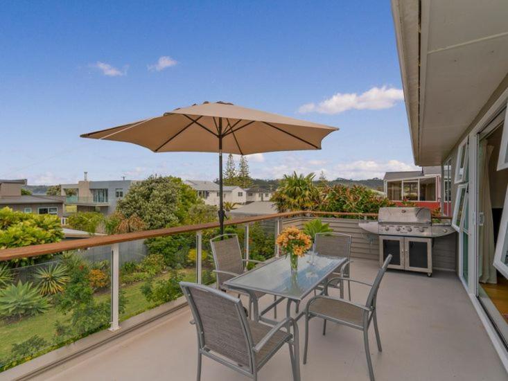 Hosts On The Coast View To Mercury Whitianga Extérieur photo